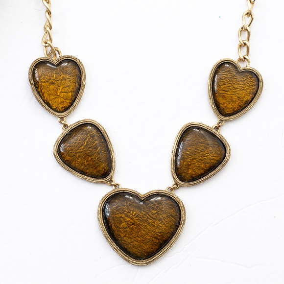Retro bold chunky heart statement necklace antique gold Stefani